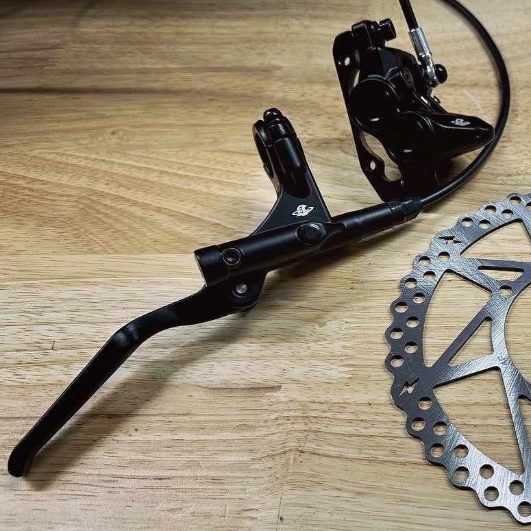 Extreme Razor / ETM™ Hydro Brake Kit for OEM Razor swingarm and OEM front and rear wheel